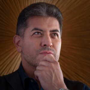 Alfredo Hoyos Alfredo Hoyos